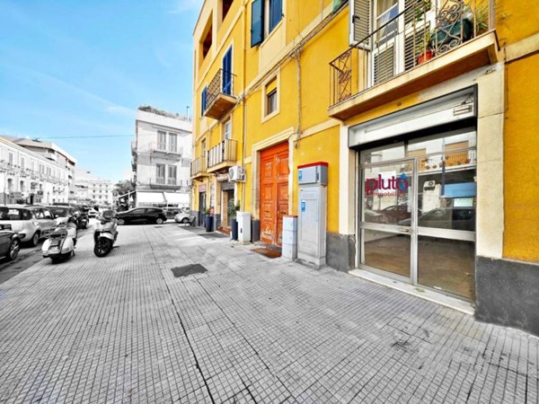locale commerciale in vendita a Messina in zona Centro Storico