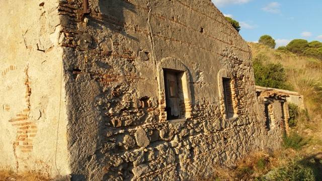 casa indipendente in vendita a Messina in zona Mortelle