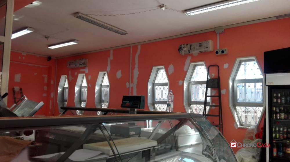 negozio in vendita a Messina in zona Centro Storico