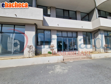 locale commerciale in vendita a Messina in zona Centro Storico