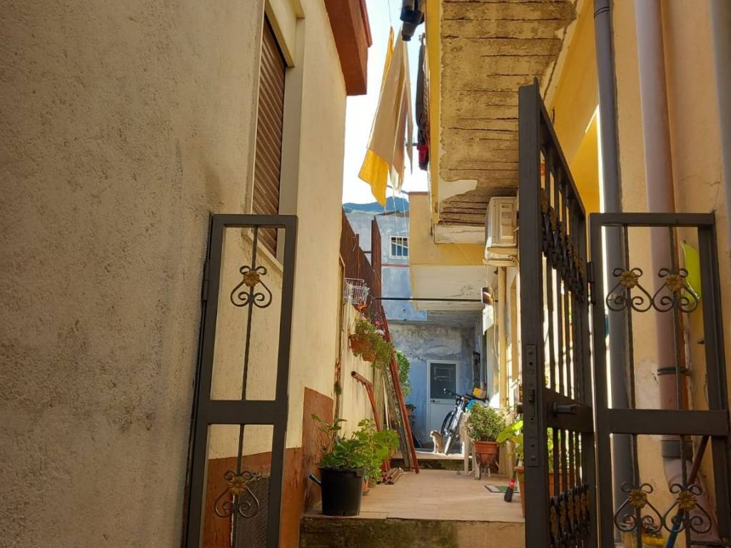 appartamento in vendita a Messina in zona Cumìa