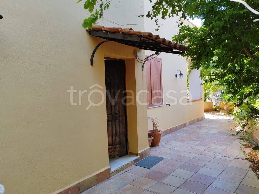 casa indipendente in vendita a Messina