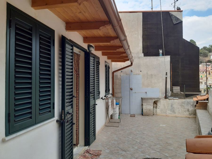 casa indipendente in vendita a Messina in zona Cumìa