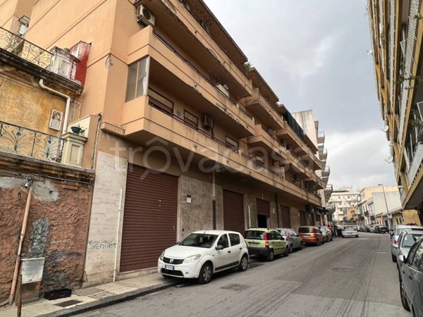 negozio in vendita a Messina