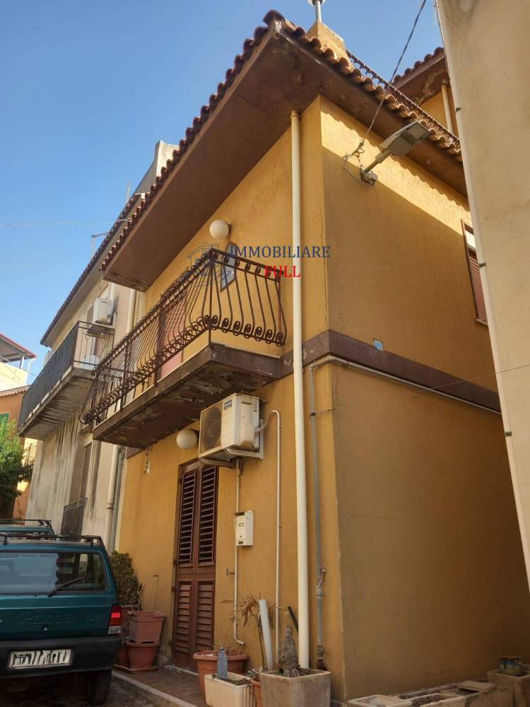 casa indipendente in vendita a Messina in zona Faro Superiore