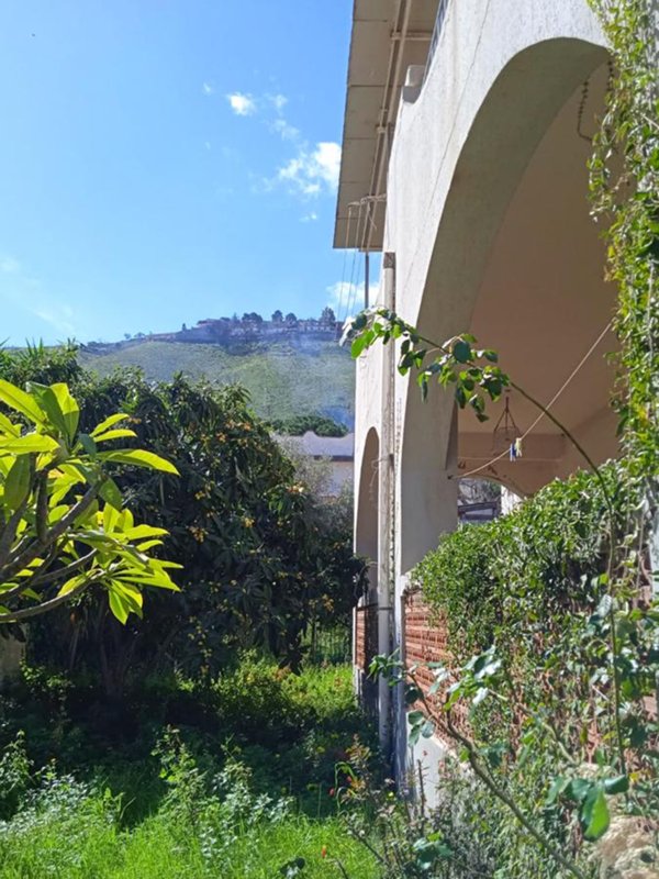 casa indipendente in vendita a Messina in zona Mortelle