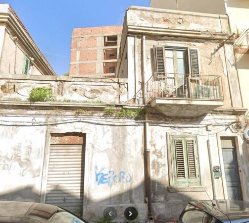 casa indipendente in vendita a Messina