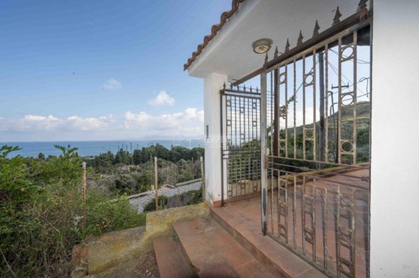 casa indipendente in vendita a Messina in zona Ganzirri