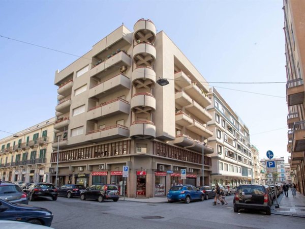 ufficio in vendita a Messina in zona Centro Storico