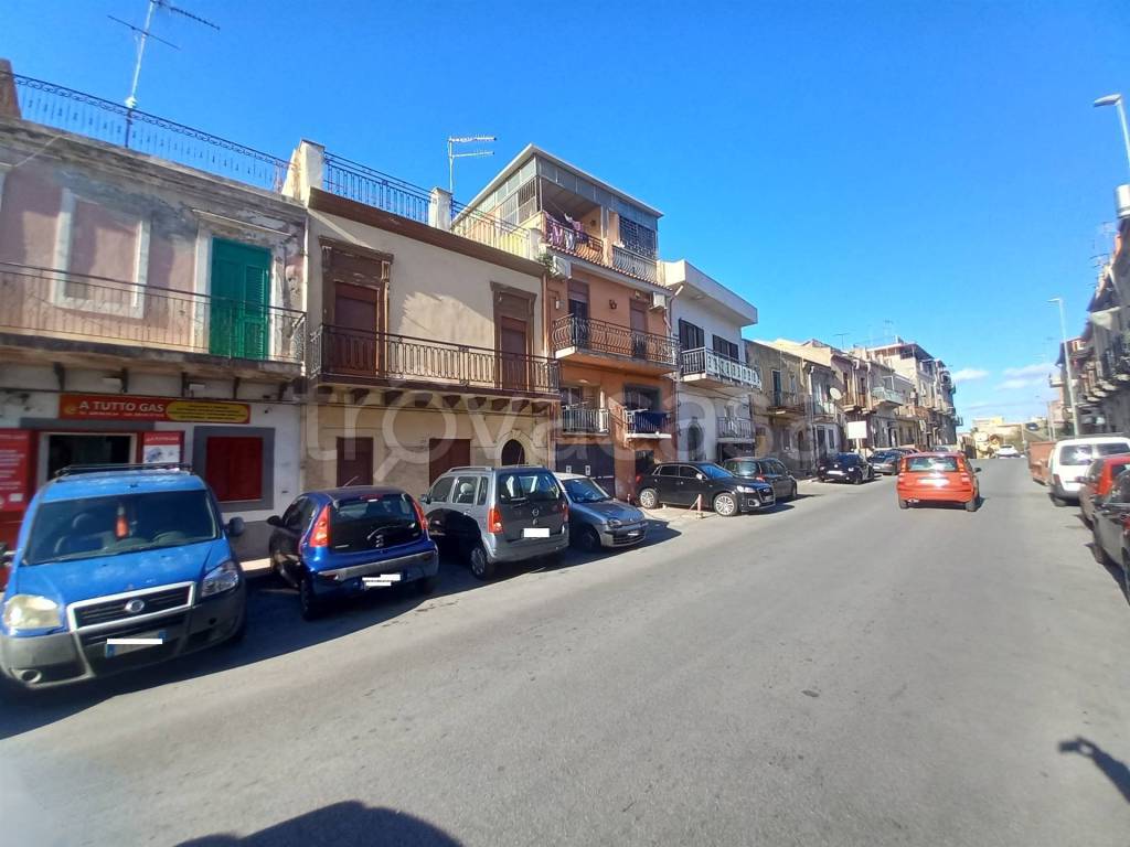 appartamento in vendita a Messina in zona Gazzi