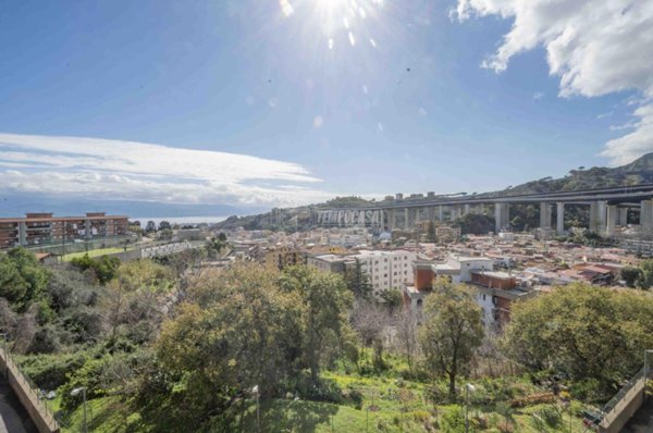 appartamento in vendita a Messina in zona Santissima Annunziata