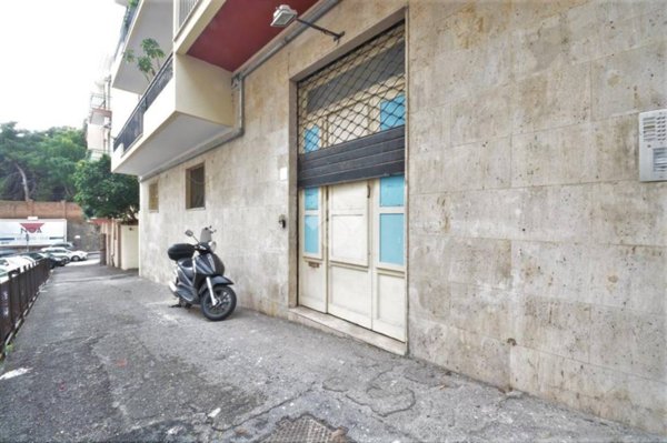 negozio in vendita a Messina in zona Centro Storico