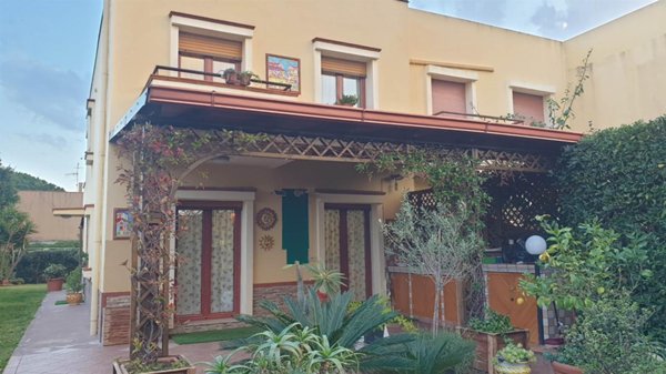 casa indipendente in vendita a Messina in zona Ganzirri