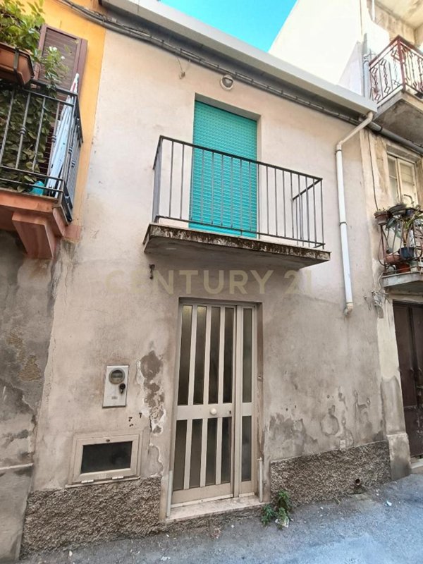 casa indipendente in vendita a Messina in zona Santa Margherita