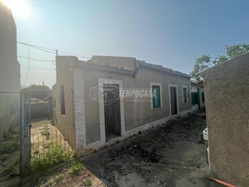casa indipendente in vendita a Messina in zona Ganzirri