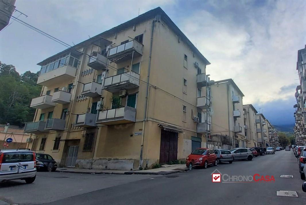 appartamento in vendita a Messina in zona Camaro