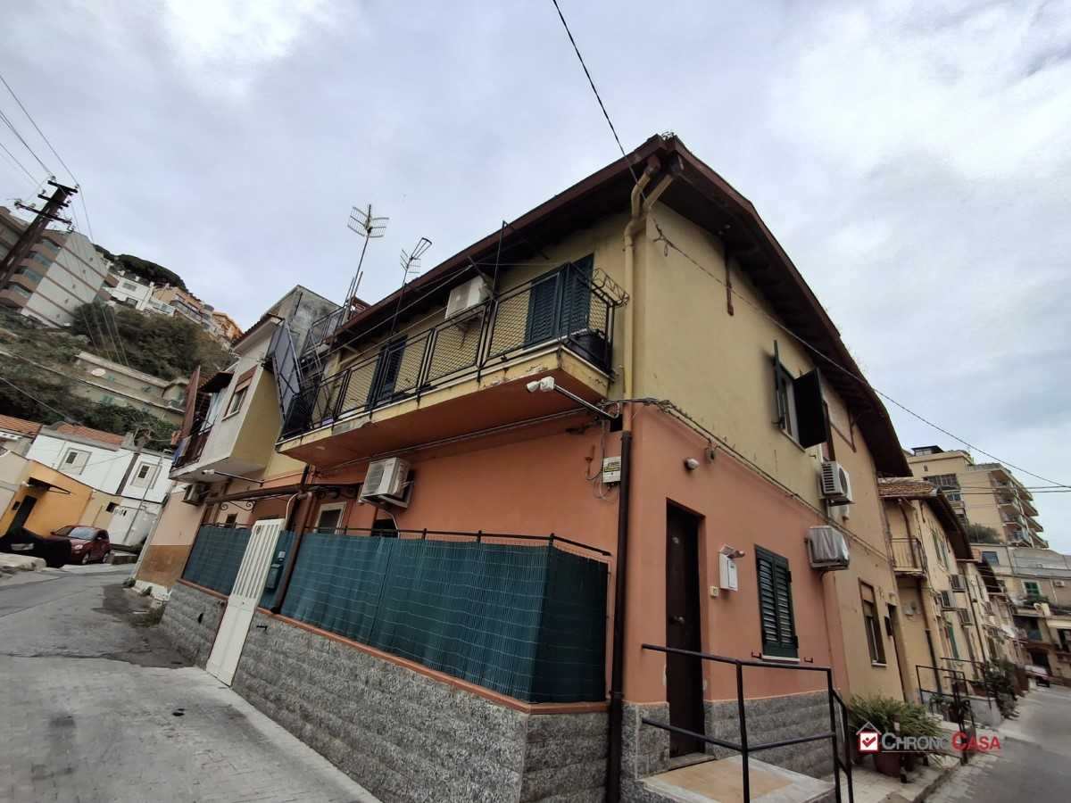 appartamento in vendita a Messina in zona Gravitelli