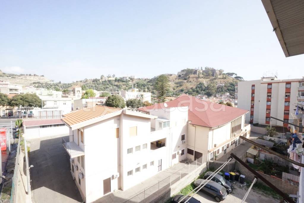 appartamento in vendita a Messina in zona Camaro