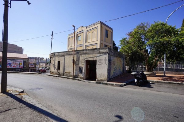 casa indipendente in vendita a Messina