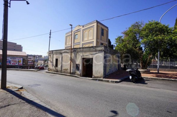 casa indipendente in vendita a Messina
