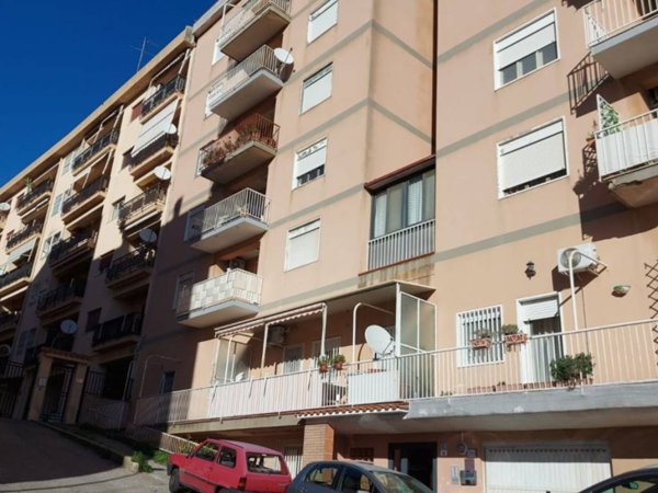 appartamento in vendita a Messina in zona Santissima Annunziata