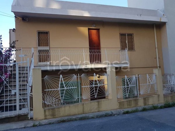 appartamento in vendita a Messina in zona Santissima Annunziata