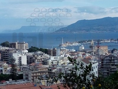casa indipendente in vendita a Messina