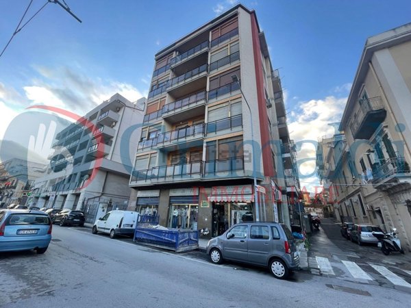locale commerciale in vendita a Messina