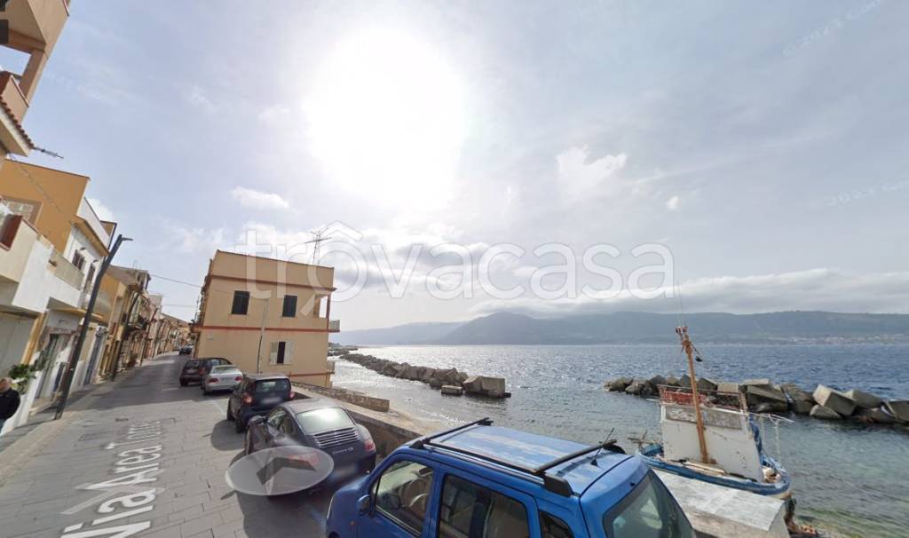 casa indipendente in vendita a Messina in zona Torre Faro