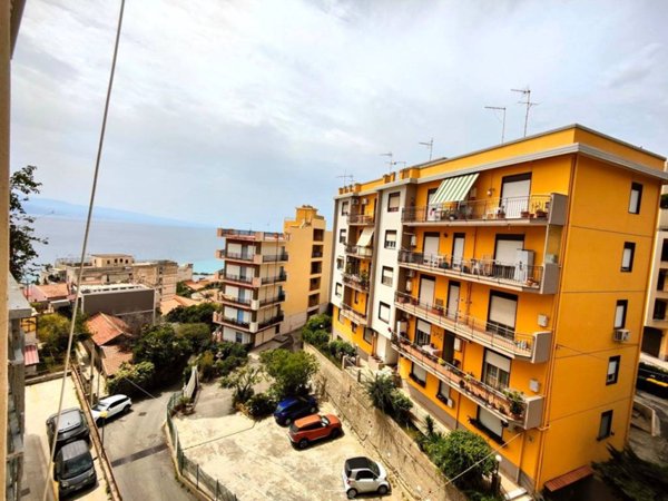 appartamento in vendita a Messina in zona Centro Storico