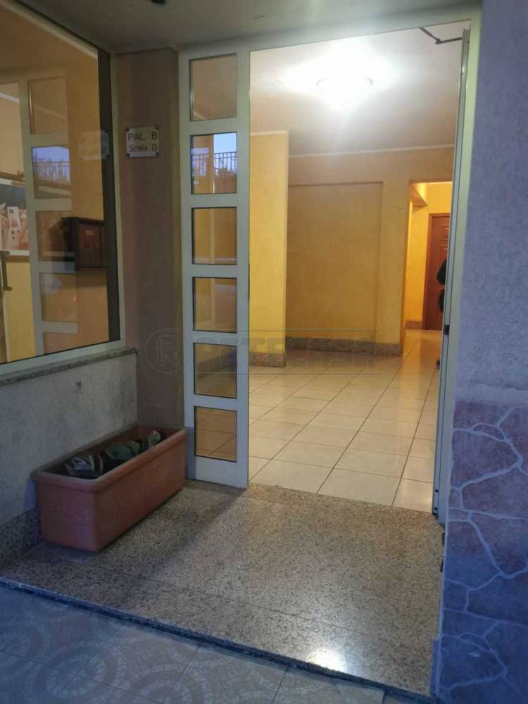 locale di sgombero in vendita a Messina