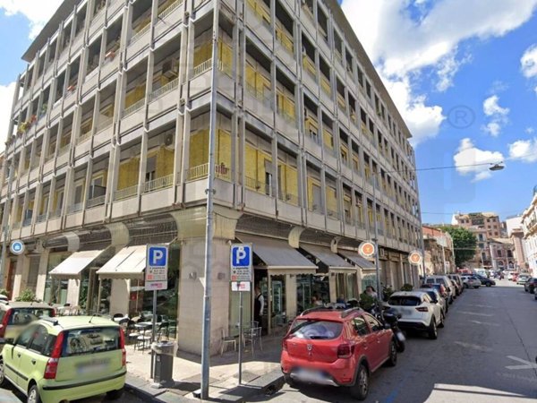 negozio in vendita a Messina