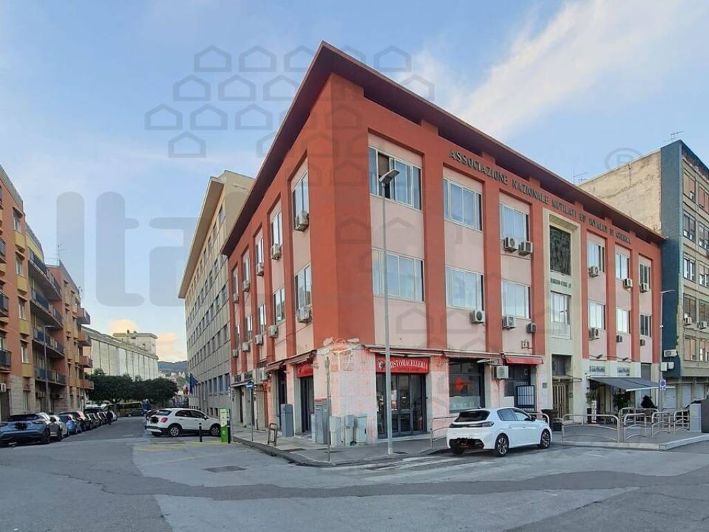 negozio in vendita a Messina in zona Centro Storico