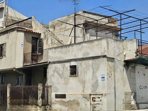 casa indipendente in vendita a Messina in zona Gazzi