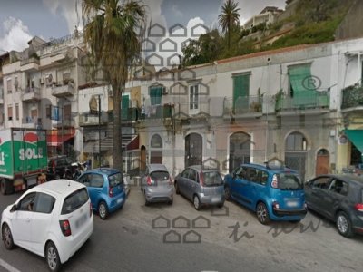 negozio in vendita a Messina in zona Paradiso