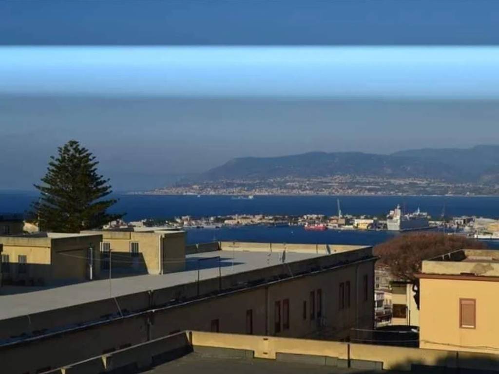 casa indipendente in vendita a Messina