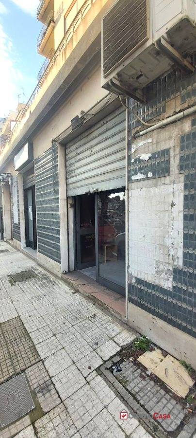 negozio in vendita a Messina
