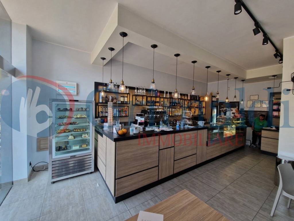 negozio in vendita a Messina