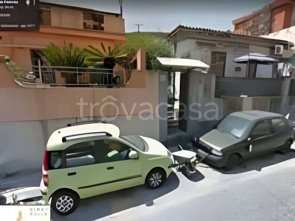 casa indipendente in vendita a Messina