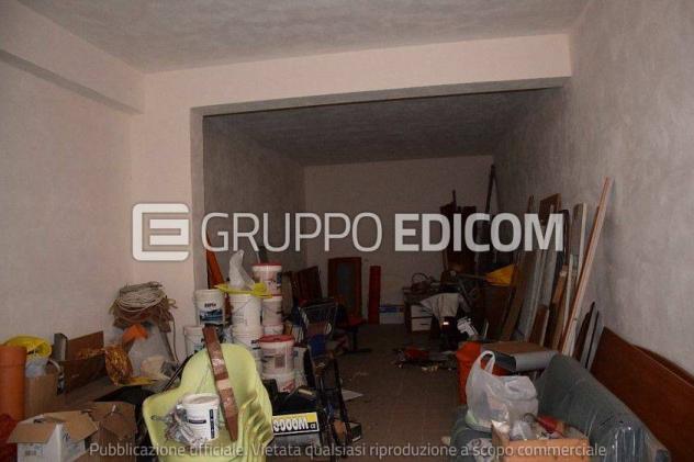 locale commerciale in vendita a Messina in zona Gravitelli
