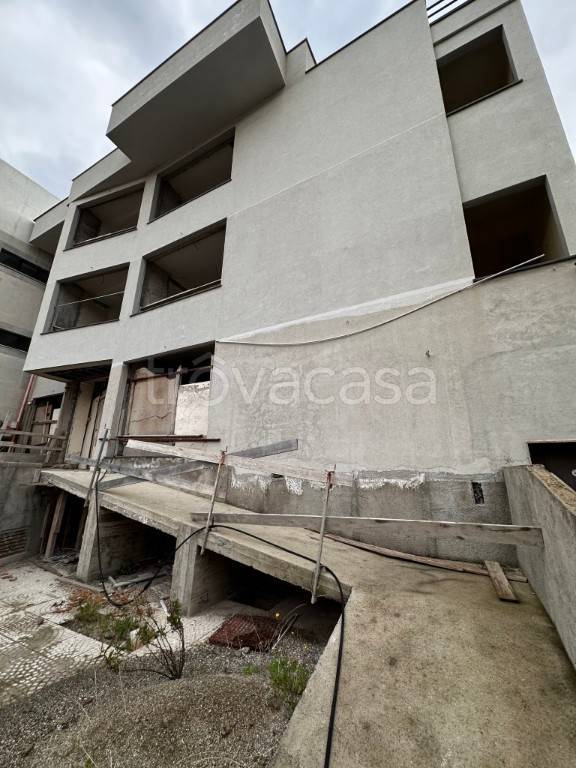 locale commerciale in vendita a Messina in zona Gazzi