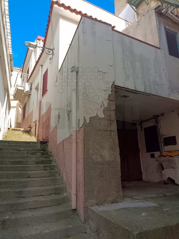casa indipendente in vendita a Messina in zona Galati / Mili San Marco