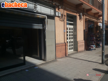 locale commerciale in vendita a Messina in zona Centro Storico