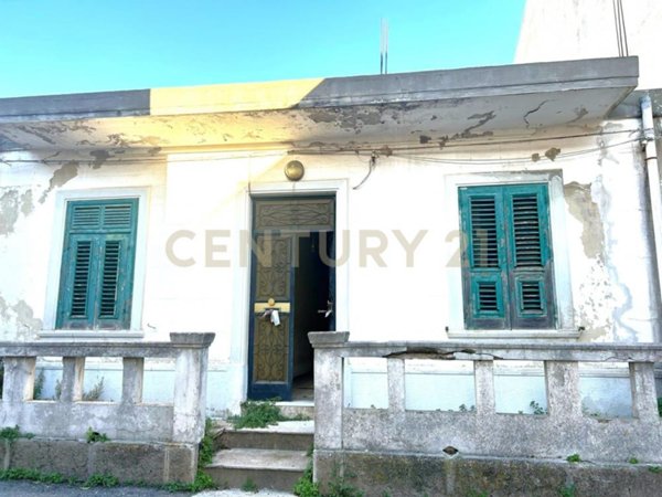 casa indipendente in vendita a Messina in zona Faro Superiore