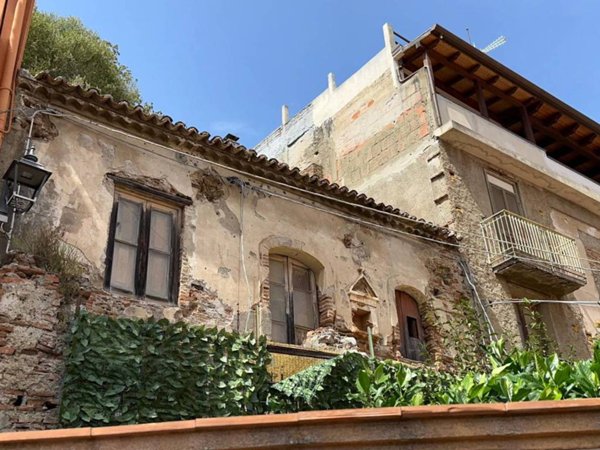 casa indipendente in vendita a Messina in zona Santa Margherita