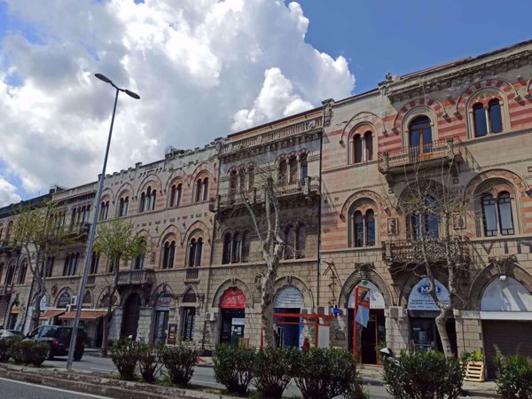 negozio in vendita a Messina in zona Centro Storico