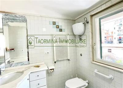 casa indipendente in vendita a Messina in zona Centro Storico