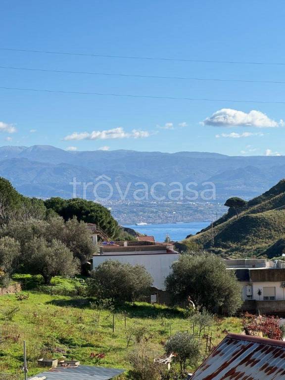 appartamento in vendita a Messina in zona Salice