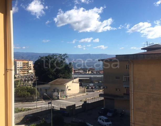 appartamento in vendita a Messina in zona Santa Lucia