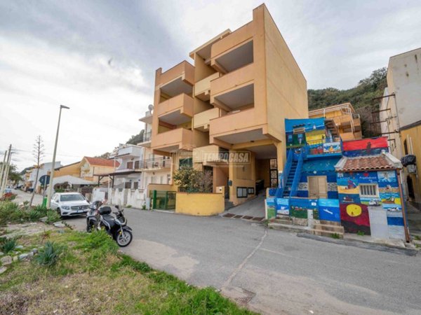 appartamento in vendita a Messina in zona Spartà